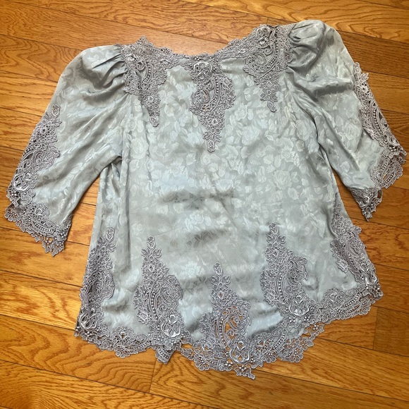 Vintage Capriccio by Digna Victorian Inspired Jacquard Lace Silk Blouse | Size 8 - Picture 3 of 5